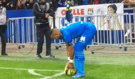 津媒：据不完全统计，本赛季津门虎官方产品销售额约500万元