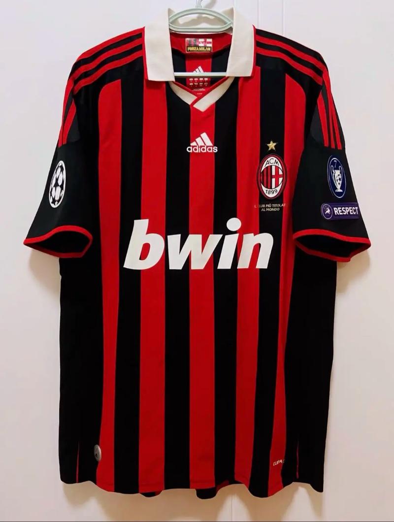 高效发挥！麦基半场11中7贡献17分5篮板