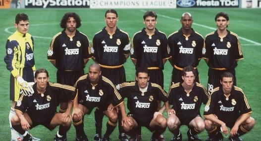 足球欧冠最新积分榜出炉，两大豪门濒临淘汰