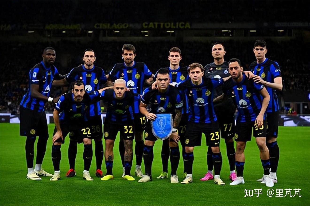 西马坎：像我这样的年轻球员，能从C罗和马内身上受益良多（西马坎：年轻球员如我，从C罗和马内身上受益匪浅）