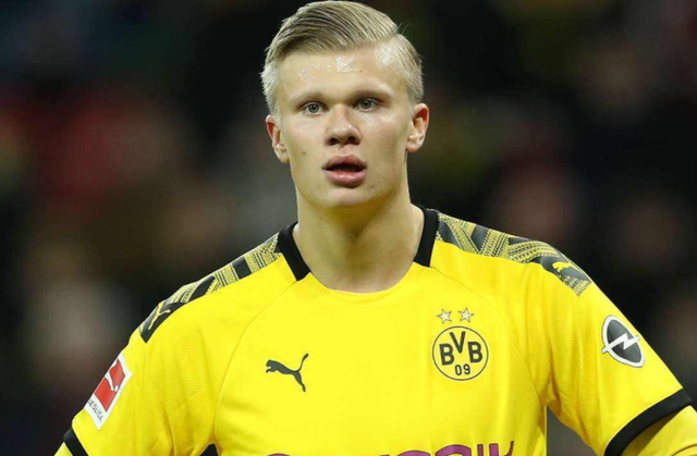 记者：姆伯莫和阿马德可以出战曼联主场对阵伯恩茅斯的比赛（记者：姆伯莫与阿马德均可出战曼联主场迎战伯恩茅斯一役）