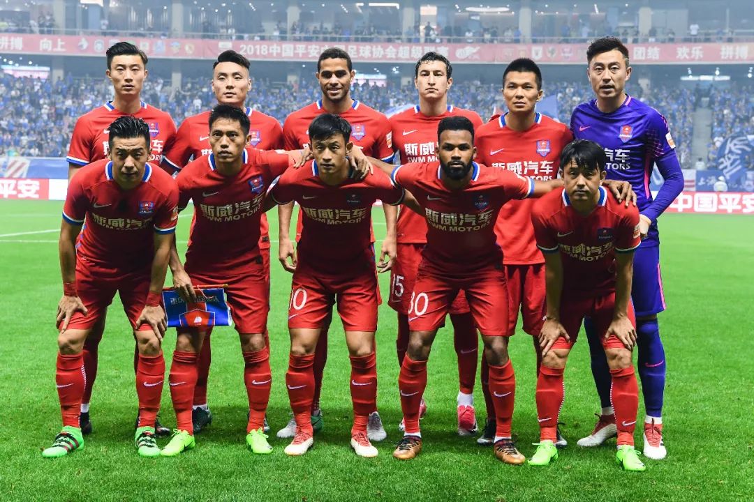 勇士老将挺身而出定胜局