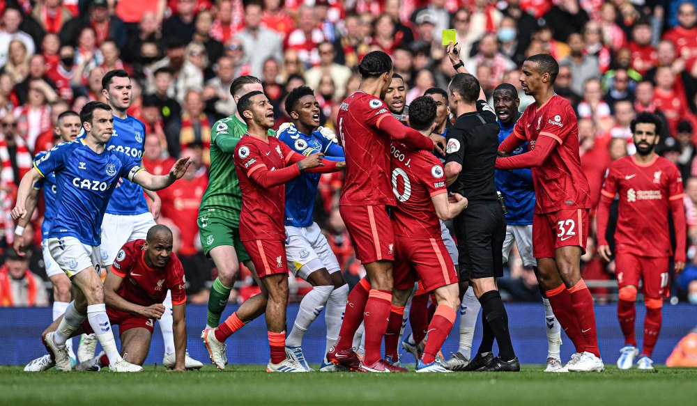 NBA：凯尔特人主场大胜奇才