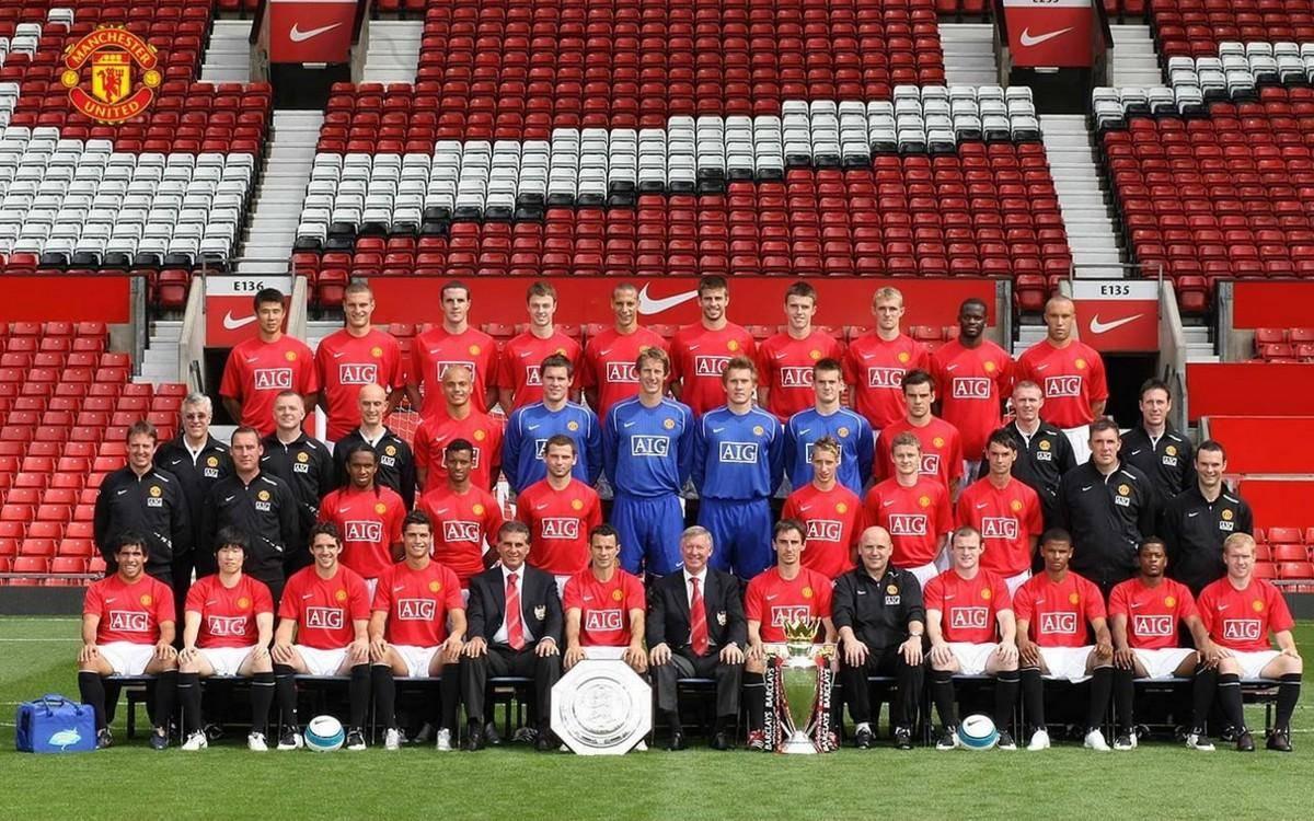 拜仁德甲时代第二次取得15连胜，上一次是在弗里克执教时期（拜仁在德甲再度豪取15连胜，上一次纪录诞生于弗里克执教期）