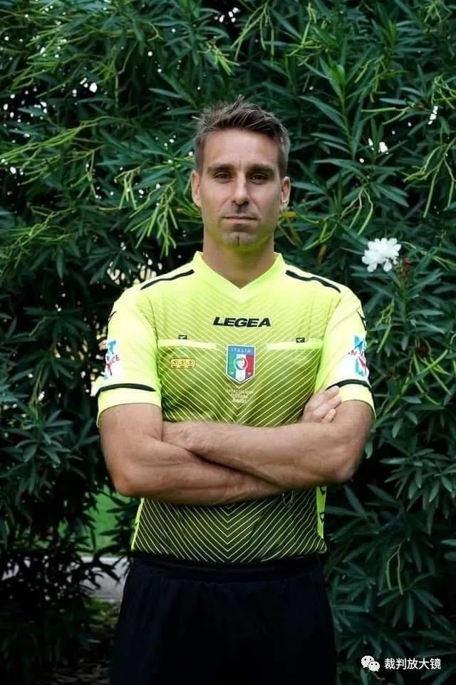 首尔外援后卫亚赞：能够限制住费利佩并不是我一个人的功劳